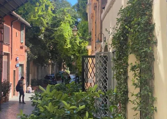 Margutta Domitia Roma
